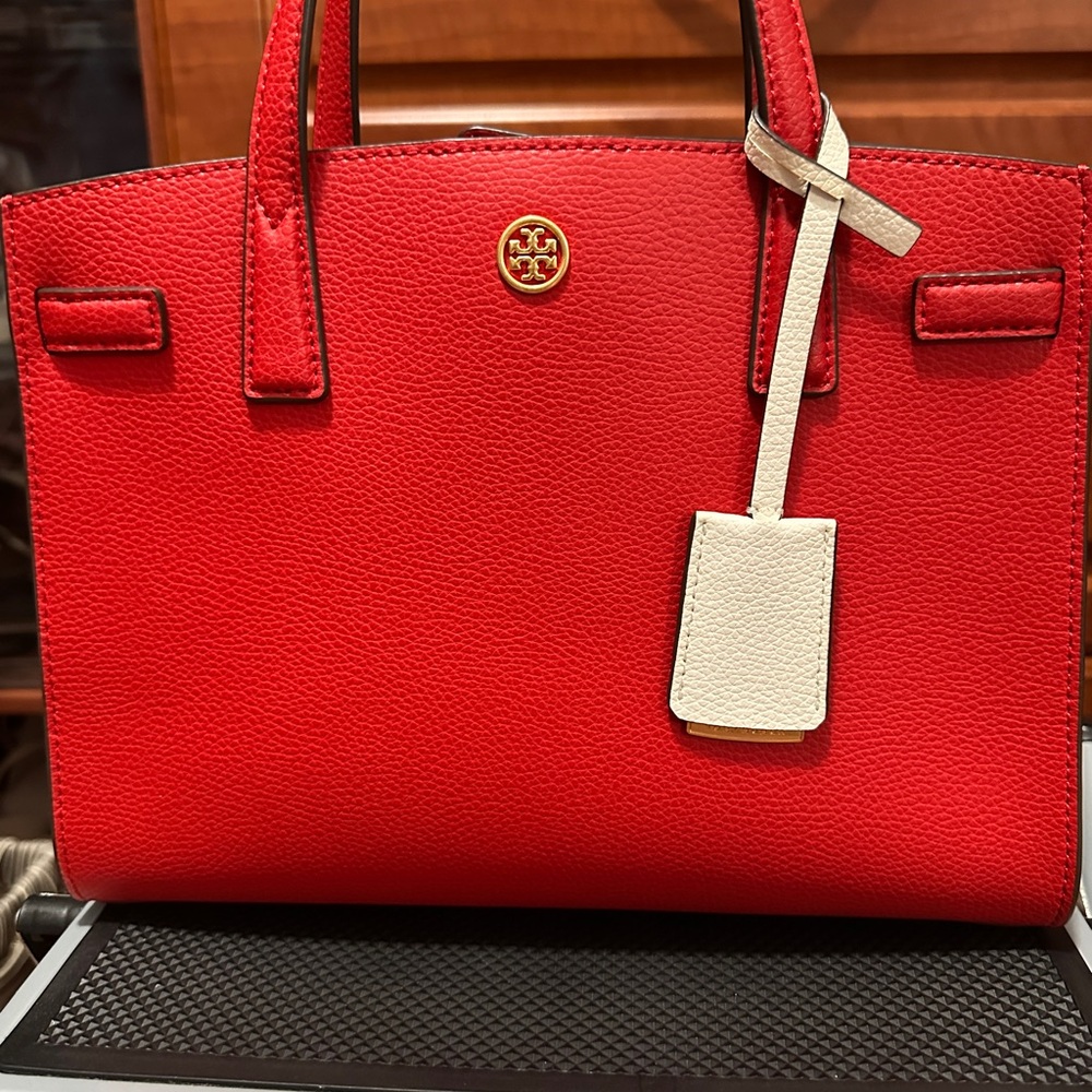 Handbag - Picture 2 of 4